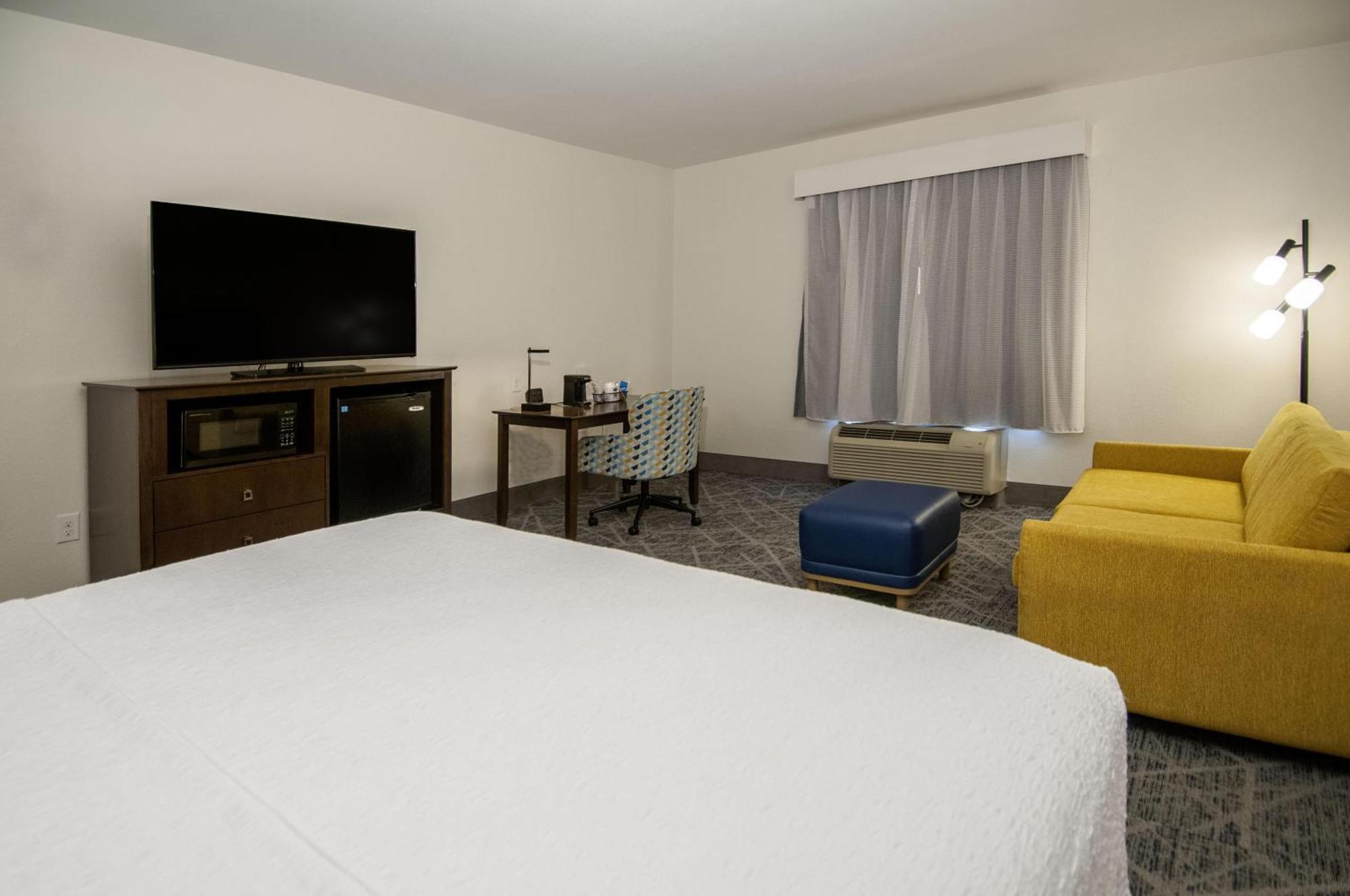 King Room Sofa Bed Non-Smoking